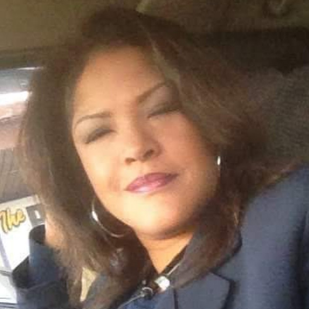 Meet your Posher, Toni